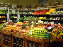 Grocery stores embrace new look, strengthening support for manufacturers