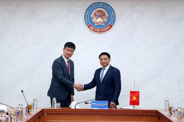 MoF helps Samsung to accelerate administrative procedures and investment expansion