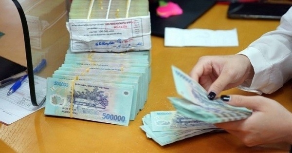 Outlook brightens for bank stocks in H2