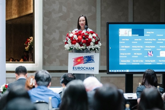 Nguyen Thi Quyen shared about the new draft decree on work permits. Photo: EuroCham