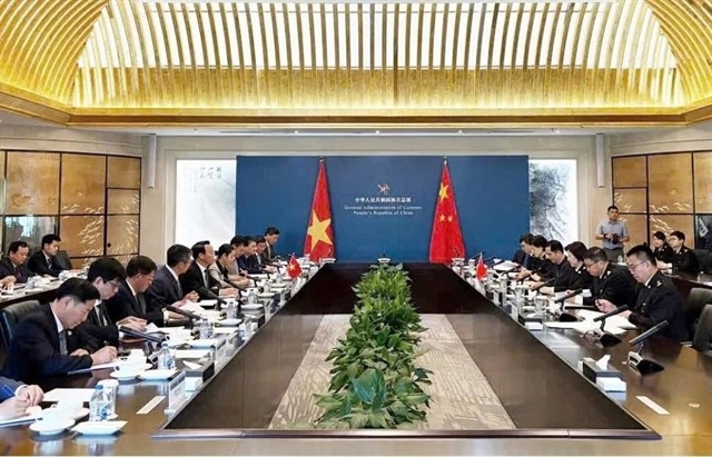 Bộ trưởng Bộ Nông nghiệp và Môi trường Đỗ Đức Duy dẫn đầu đoàn công tác sang làm việc với Tổng cục Hải quan Trung Quốc. Ảnh: ICD.