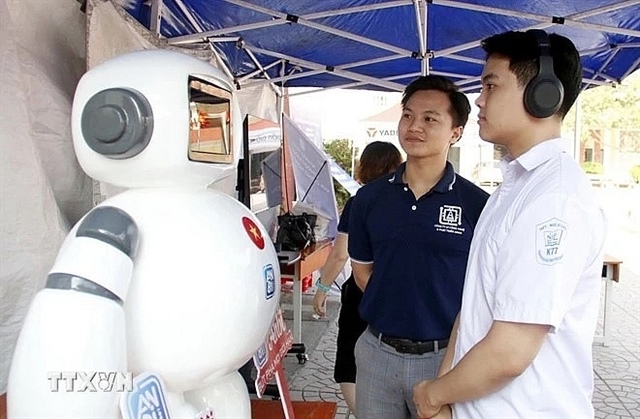 OP-ED: Businesses should shoulder innovation tasks for groundbreaking development