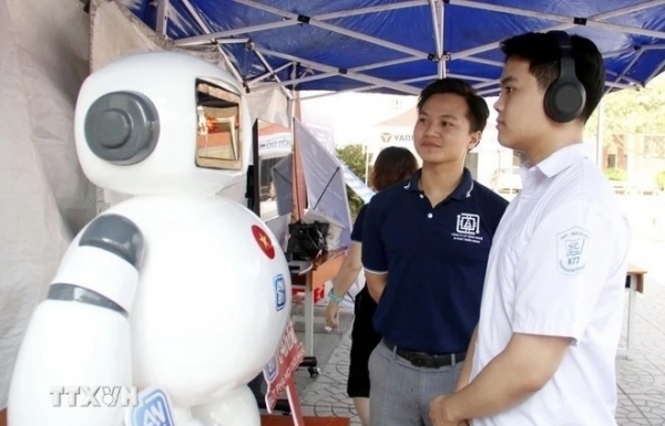 OP-ED: Businesses should shoulder innovation tasks for groundbreaking development