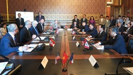 Việt Nam seeks to expand US agro-forestry-fishery imports