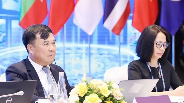 Vietnam Customs strengthens private sector ties