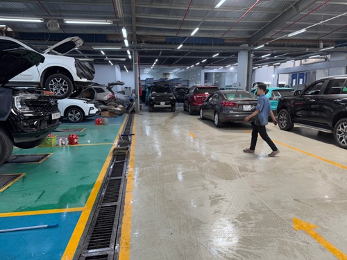 Khi công ty bảo hiểm xe 'treo đầu dê...' - Ảnh 1.