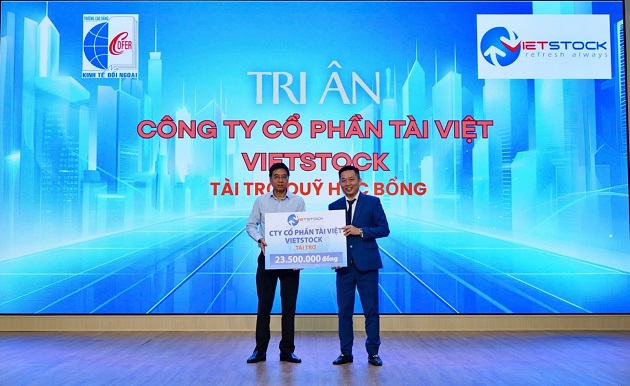 Vietstock tài trợ quỹ học bổng, tăng cường hợp tác cùng trường Cao đẳng Kinh tế Đối ngoại