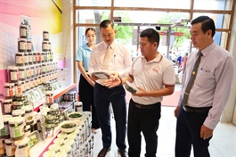 Ninh Thuận showcases hundreds of signature products in HCM City