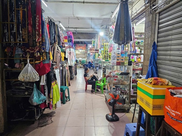 Ngân hàng tiếp cận hộ kinh doanh - Ảnh 1.