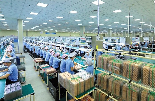 Uncertain economy weighs on sentiment