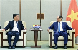 PM works with China's leading aviation, infrastructure enterprises