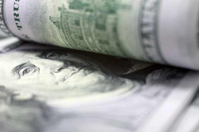 Giá USD giảm sâu