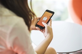 Businesses backlash to e-commerce platforms collecting additional fees