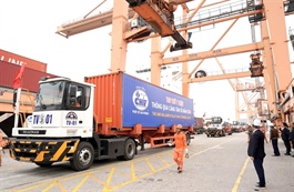 Container handling surcharges surge about 50%