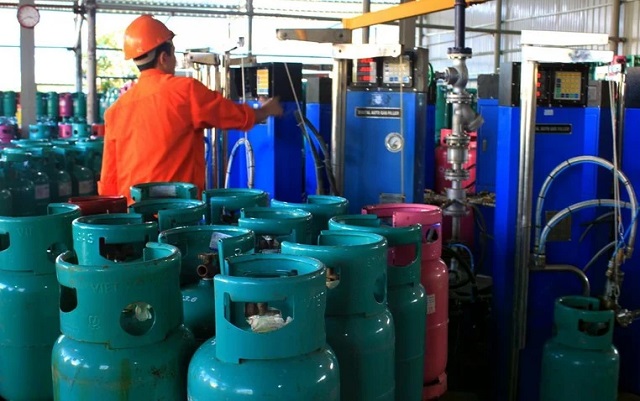 Giá gas bán lẻ trong nước tháng Bảy tiếp tục giảm