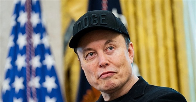 Elon Musk huy động 10 tỷ USD giữa lúc bị ông Trump dọa 'cắt trợ cấp'