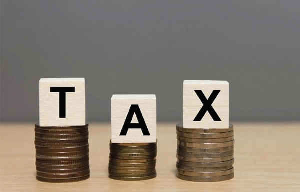 Tax policies and market clean-up boost retail stocks
