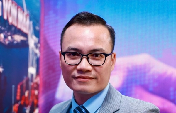 Vietnam eyes rate cuts amid ample liquidity and FX pressure
