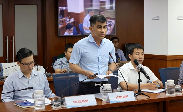TP.HCM: Số lượng cán bộ, công chức sử dụng xe đưa rước tăng lên sau những ngày đầu hoạt động