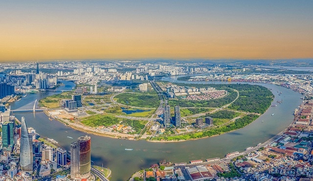 GRDP của TPHCM (trước sáp nhập) tăng 7.82% trong 6 tháng đầu năm 2025