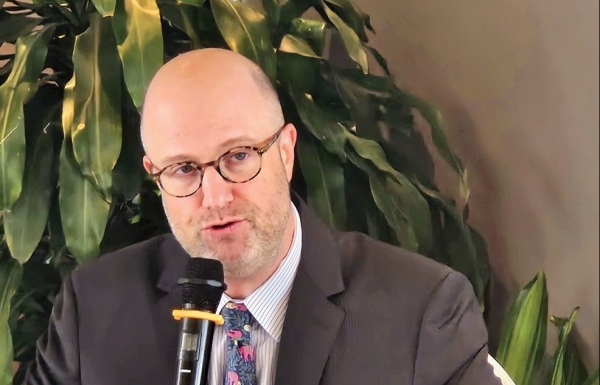 Expect US investment to continue on a major scale