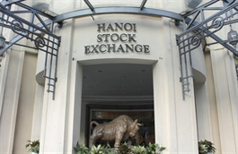HNX halts new stock listings in exchange restructuring
