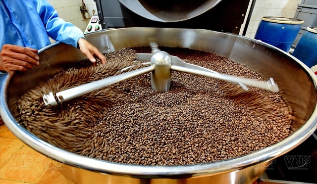 2025 coffee exports hit target, set for record $7.5 billion