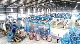 Strong selling force causes VN-Index to finish lower