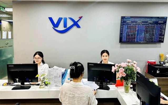 Market rebounds on positive sentiment