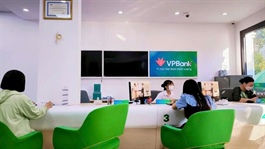 VN-Index hovers above 1,500 points despite rising sell-offs