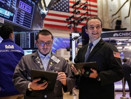 S&P 500 đạt kỷ lục mới 5 phiên liên tiếp