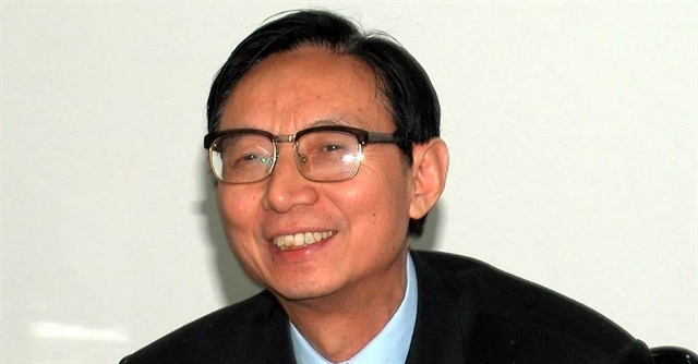 Tỷ phú khởi nghiệp muộn, đạt đỉnh cao ở tuổi 72 rồi rơi vào vực sâu lúc 82 tuổi