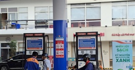 Bắt đầu bán xăng E10: Giá rẻ hơn RON 95, bất ngờ với phản ứng của khách hàng