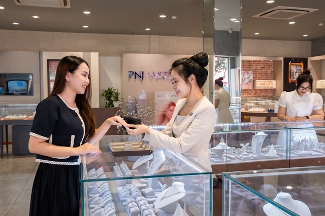 PNJ reports $657 million in revenue in first half of 2025