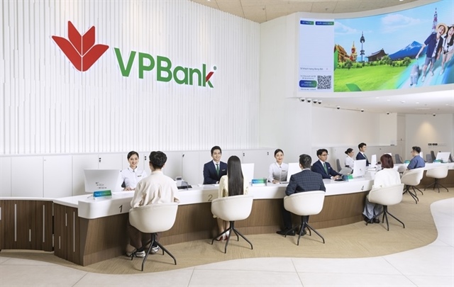 Strong liquidity lifts VN-Index back to 1,500 points