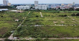 Đất nền sau sốt: Nhà đầu tư nghe ngóng, giá nhiều nơi bắt đầu điều chỉnh mạnh