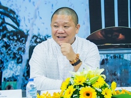 Đại gia tôn Hoa Sen dồn tiền mua đất