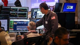 Tăng gần 4% trong tuần qua, Nasdaq Composite lập kỷ lục mới