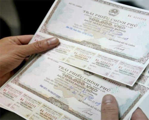 Foreign investors net bought $11.3 million of government bonds in July