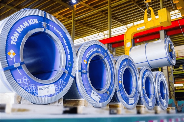 Thép Nam Kim bị xử phạt thuế, lợi nhuận nửa đầu năm giảm hơn nửa | Vietstock