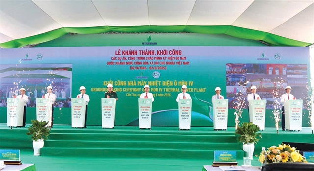 Vietnam marks date with project bonanza