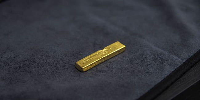 Vàng thế giới vượt mốc 3,500 USD/oz lên kỷ lục mới