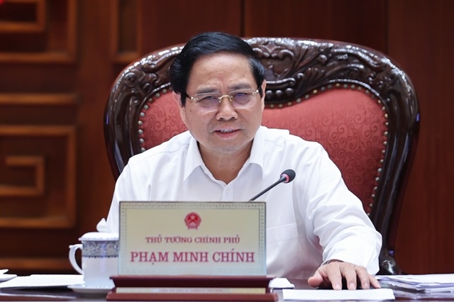 Thủ tướng: Đầu tư công cần tập trung cho các dự án "xoay chuyển tình thế"