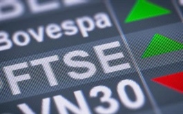 Quỹ FTSE ETF thay tên, đổi chỉ số tham chiếu, có thể mua mạnh FPT, SHB 
