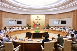 PM urges efforts to fully achieve set socio-economic development goals
