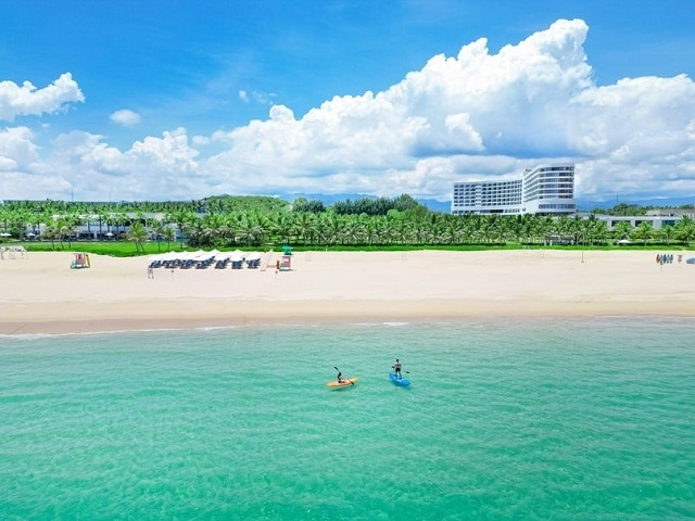 Crystal Bay Việt Nam lỗ nửa đầu năm, nợ vượt ngàn tỷ