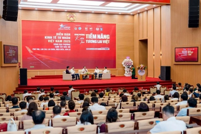 Vietnam Private Sector Economic Forum makes comeback in Hanoi