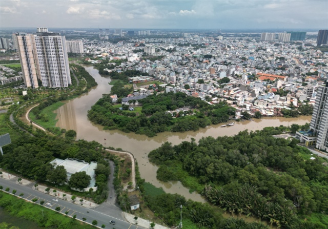 Nhà đầu tư phía Bắc đổ vào Nam mua căn hộ, đất nền