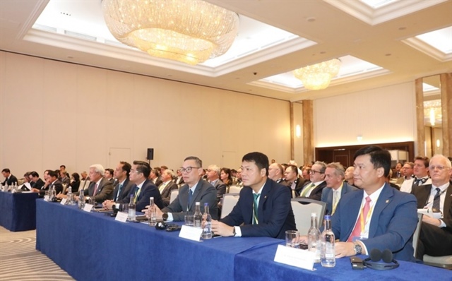 300 enterprises join Vietnamese Ministry of Finance's investment promotion conference in the UK