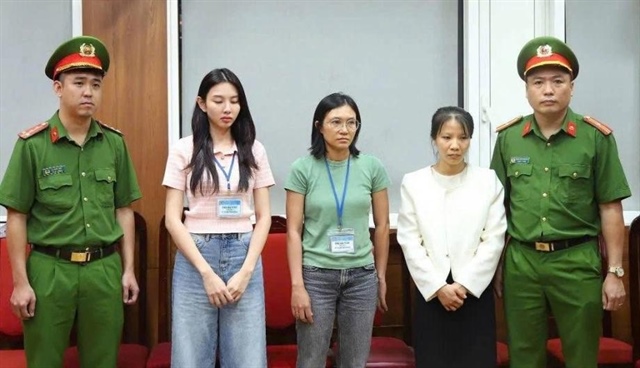 VKSND Tối cao truy tố hoa hậu Thùy Tiên, Quang Linh Vlogs, Hằng Du Mục vụ kẹo Kera